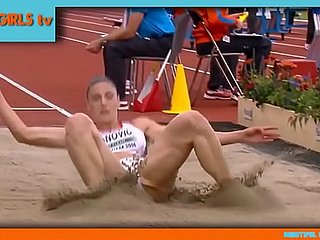 Ivana Spanovic - Innovative Videotape Mooie Servische Smarting Jumper