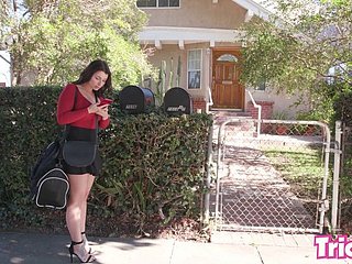 Thủ đoạn gian trá - Ivy Lebelle Fucks Một Cao đẳng