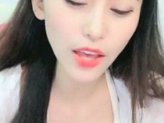 Modelo chinês MILF punheta em casa muito chap-fallen 36D36D